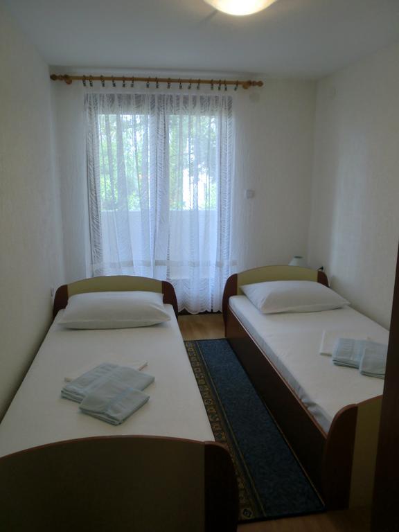 Apartments Markas Malinska Exterior foto